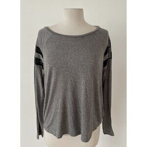 Divided By H&M Women’s Gray and Black Striped Long Sleeve Blouse Size Medium